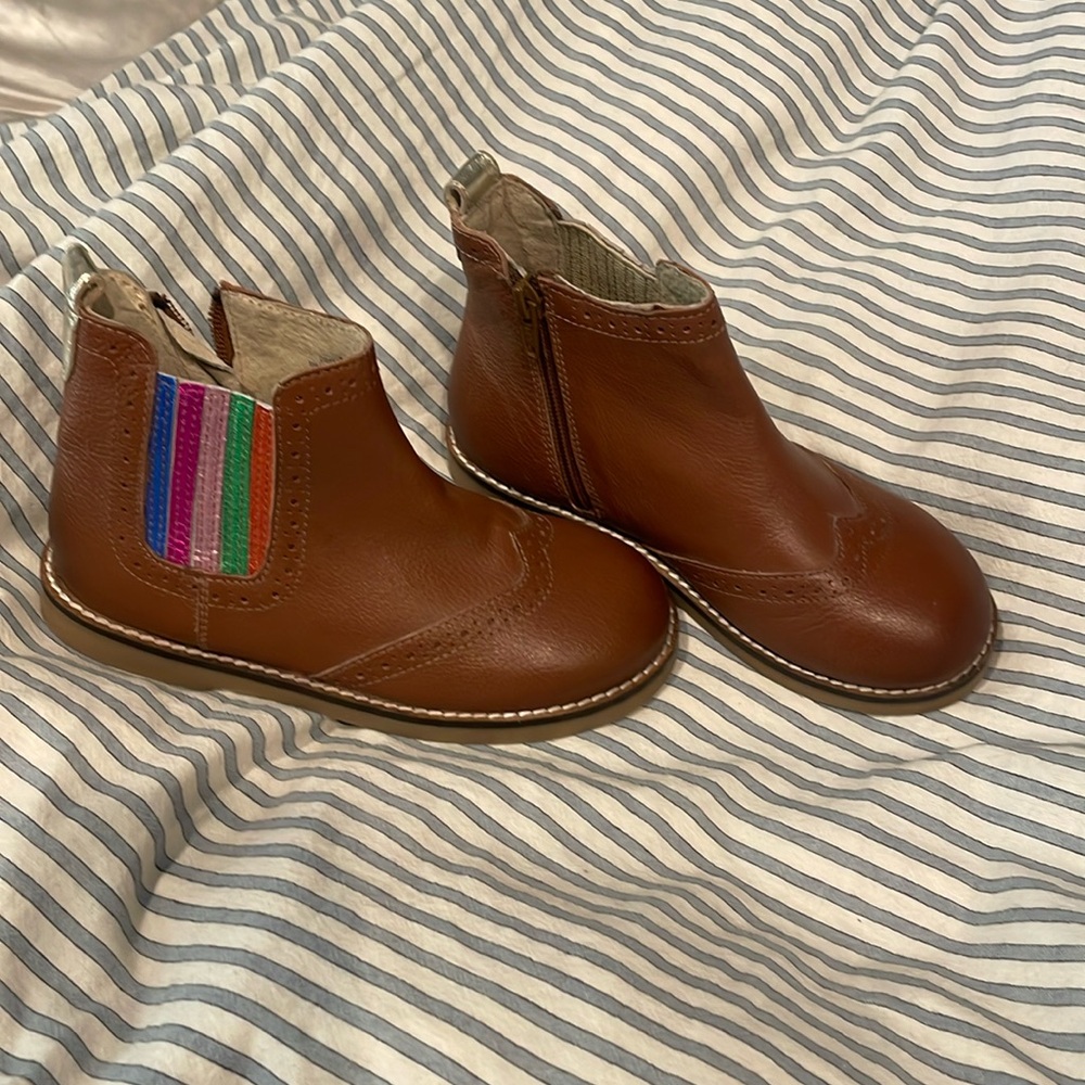Mini Biden rainbow Chelsea booties sz 30